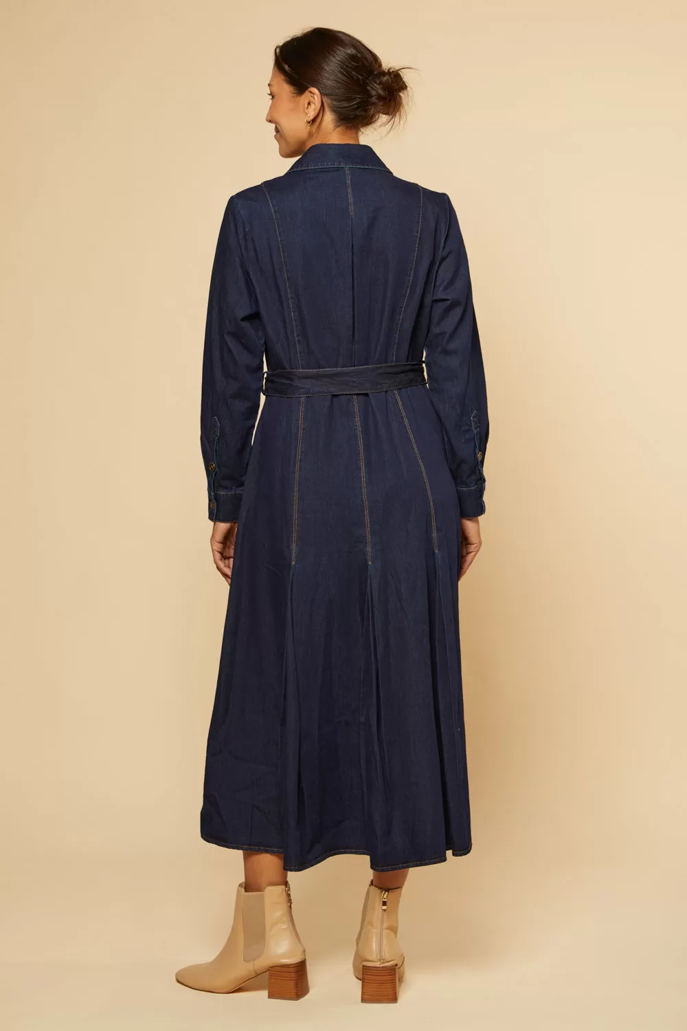 River Chambray Pocket Dress in Dark Wash